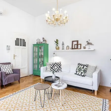 Апартаменты Best Stay Apartment